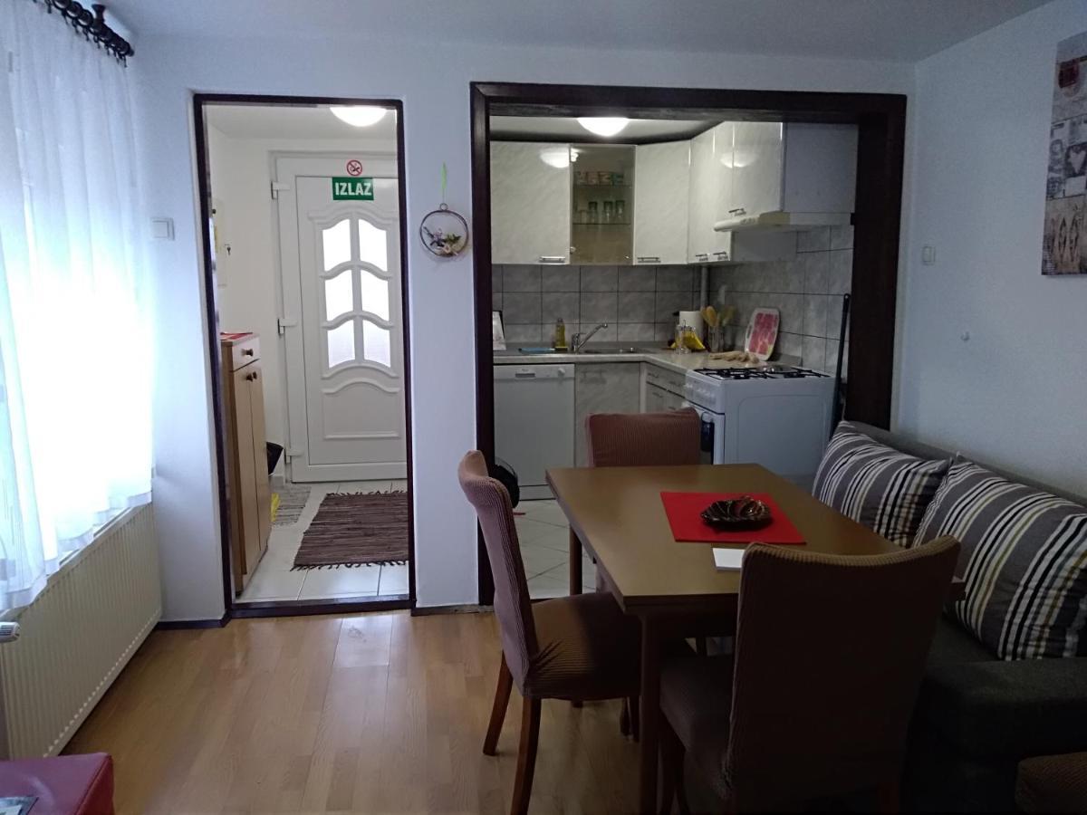 Apartman Ris Gorski Kotar Crni Lug Delnice Buitenkant foto