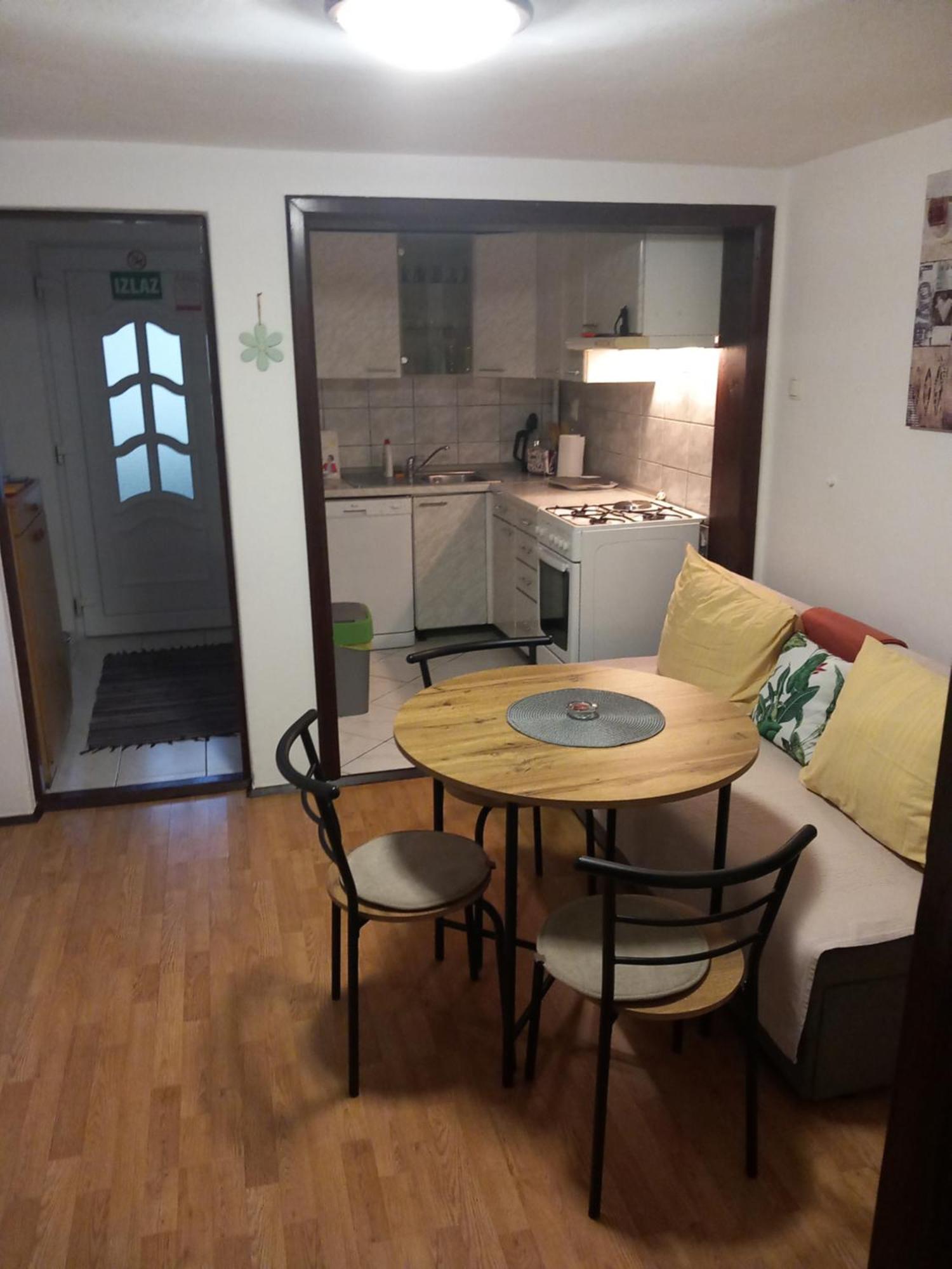 Apartman Ris Gorski Kotar Crni Lug Delnice Buitenkant foto