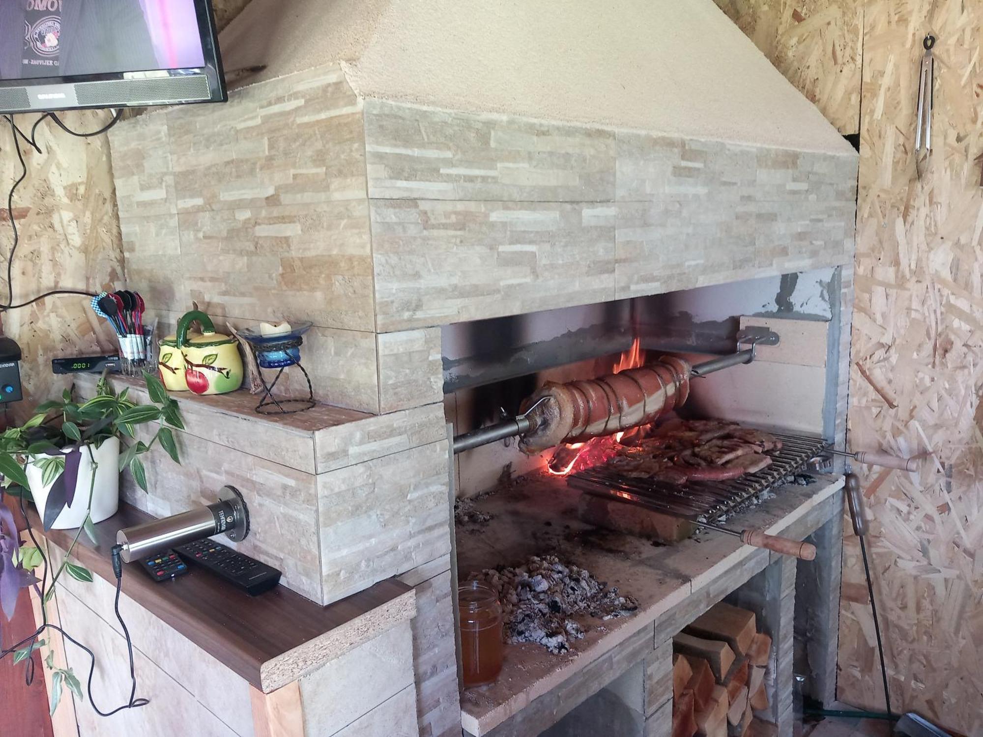 Apartman Ris Gorski Kotar Crni Lug Delnice Buitenkant foto